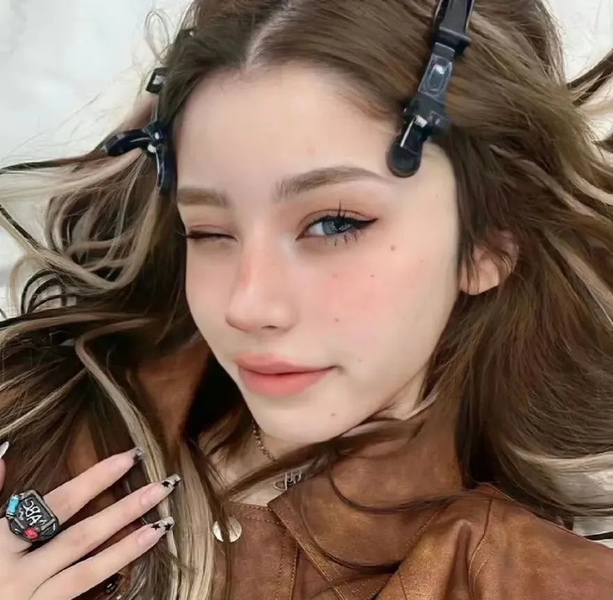 《青色山脉》海报
