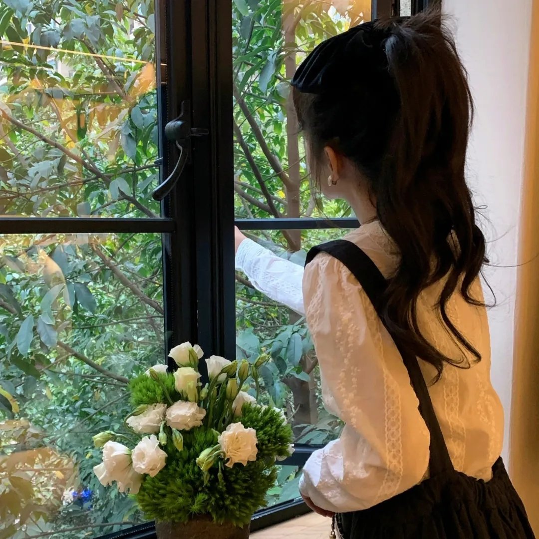 《闯入逃离》海报